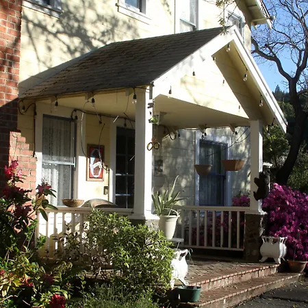 Bear Flag Inn-2